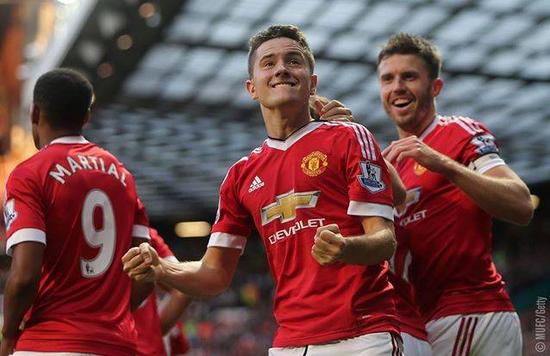 曼不仅在成 曼不仅在成